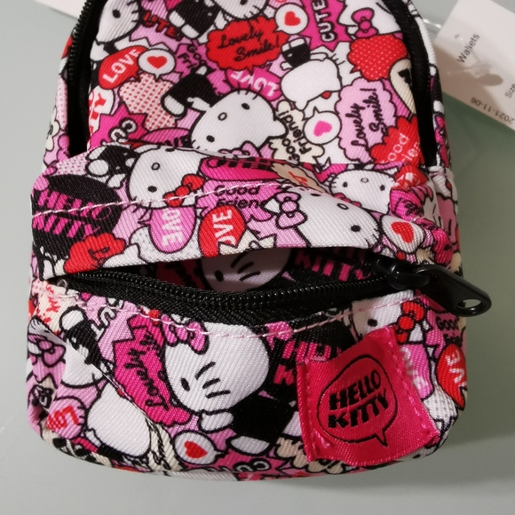 NWT! Hello Kitty Keychain Wallet Purse - Picture 5 of 15
